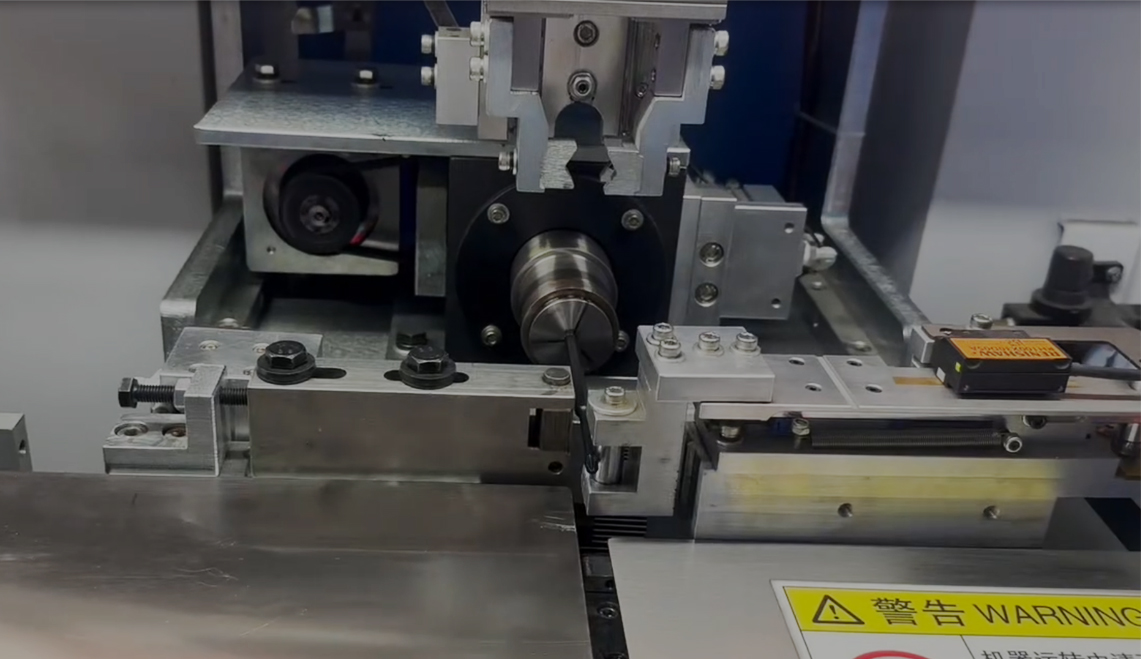 En sert darbeli s&uuml;r&uuml;c&uuml;ler i&ccedil;in uzmanca tasarlanmıştır