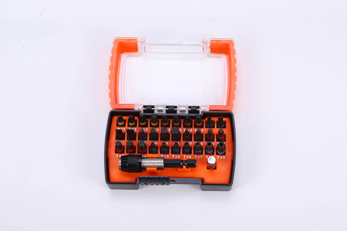 32 Parça Darbeli Tornavida Ucu Seti