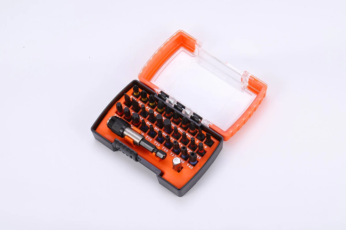 32 Par&ccedil;a Darbeli Tornavida Ucu Seti